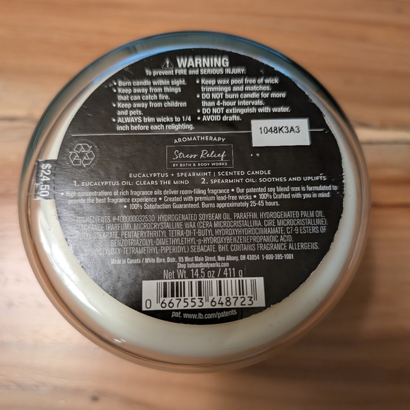NEW bath and body works Stress relief candle - Picture 2 of 4